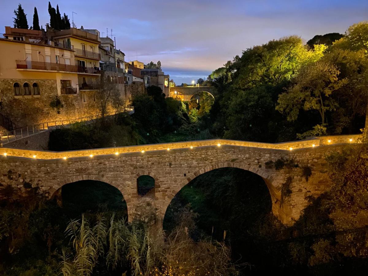 Casa De Poble Termes Romanes Caldes De Montbui Εξωτερικό φωτογραφία